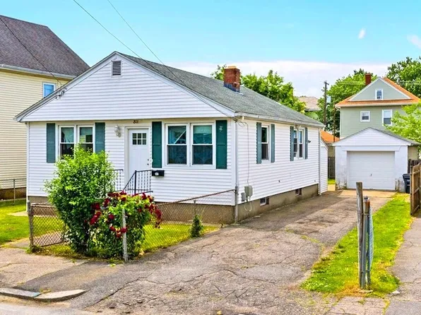 32 Melissa St, Providence, RI 02909
