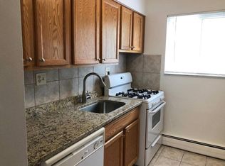 500 S. Wayne Street, Arlington, VA 22204
