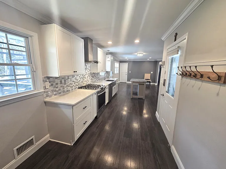 4064 Cedar Knoll Dr — Photo 5