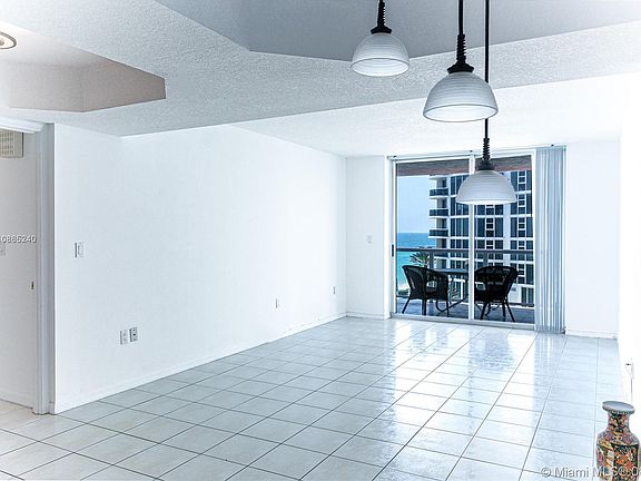 3rd image of 17275 Collins Ave APT 904