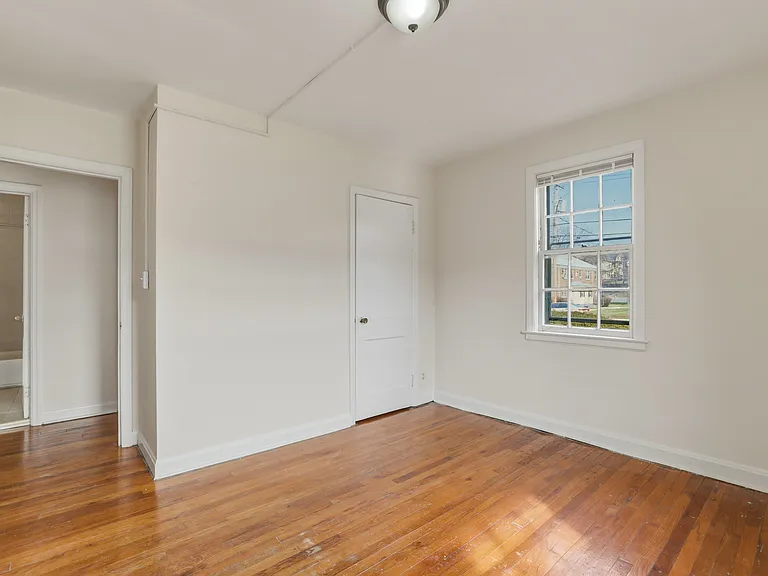 957-B William St #1 — Photo 5