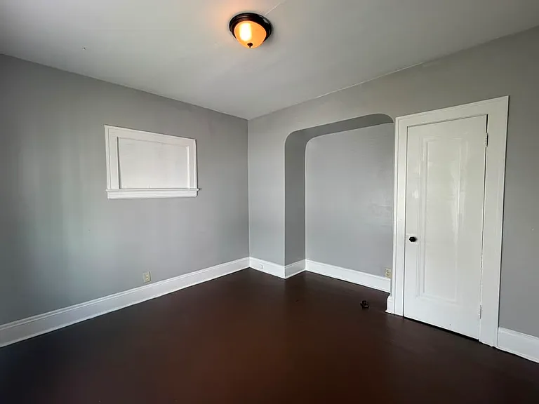 3697 E 146th St #1 — Photo 15