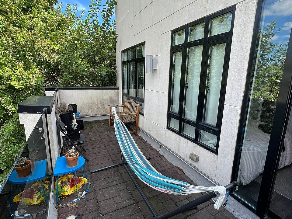 1st image of 609 Saint Johns Pl APT 4B