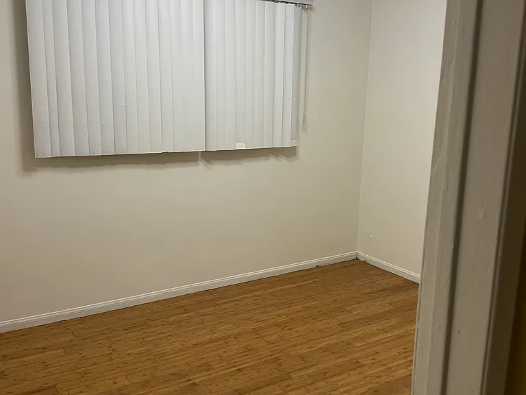 5347 N Olive Ave — Photo 29