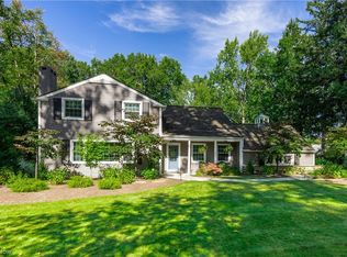 4923 Middledale Rd, Lyndhurst, OH 44124