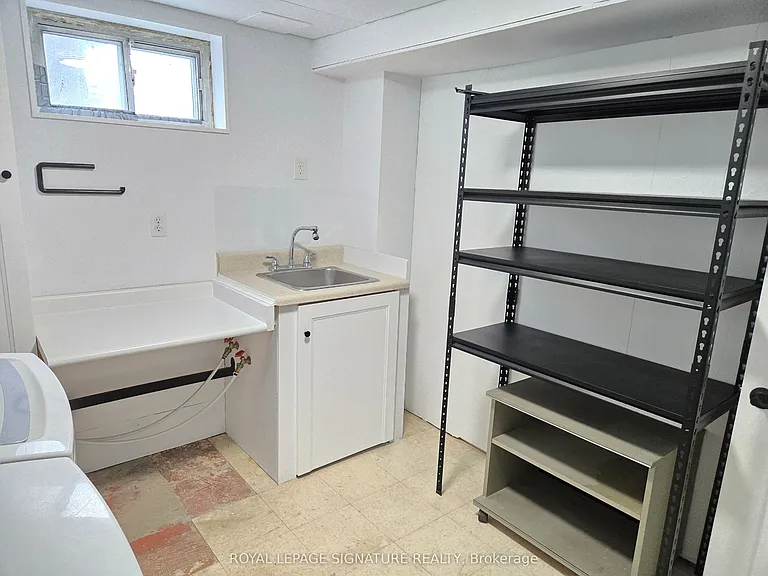 2026 Fontwell Cres #B — Photo 15