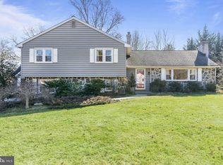 2504 Blackwood Rd, Wilmington, DE 19810