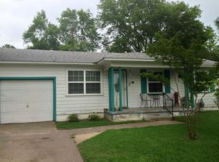 880 Volney Dr, Terrell, TX 75160