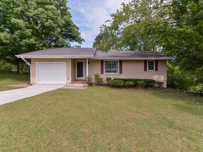 1801 Neihardt Ave, Branson, MO, 65616