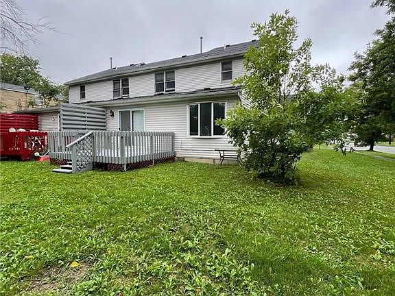 3rd image of 81 Denrose Dr