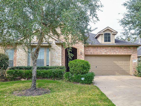 2nd image of 4115 Regal Stone Ln