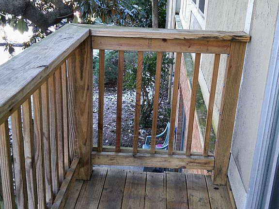 Very private, peaceful balcony