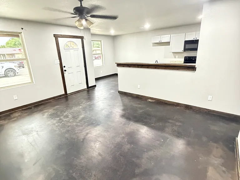 3228 Walnut Ave #A — Photo 2