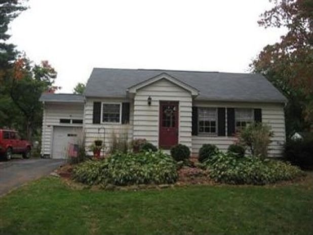 1st image of 4625 Vienna Ave