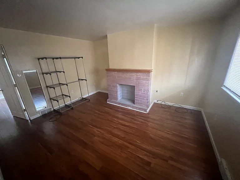 3221 Juliet St #1 — Photo 8