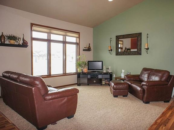 5th image of 3729 Norman Ct S