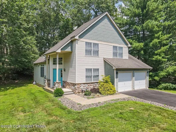 589 Eagle Dr, East Stroudsburg, PA 18302