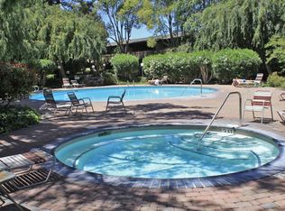 121 Buckingham Dr, Santa Clara, CA 95051
