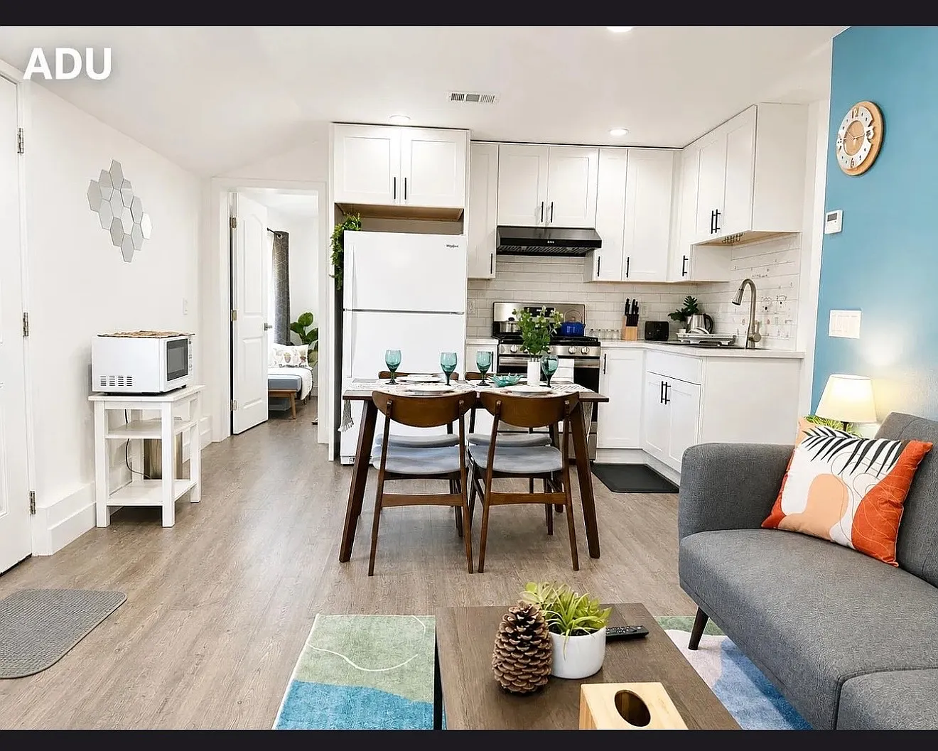 2 bed, $3,750 — Photo 4