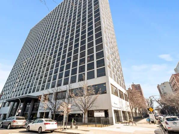 4343 N Clarendon Ave APT 1901, Chicago, IL 60613