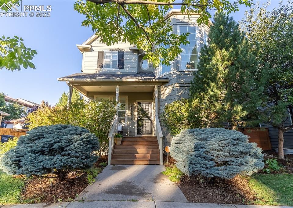1st image of 2661 Willow St