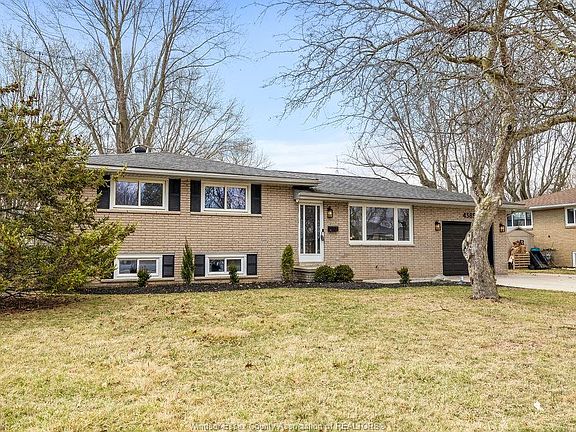 3rd image of 4385 Huron Church Line Rd