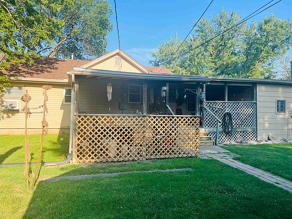 4th image of 129 N Freeborn St