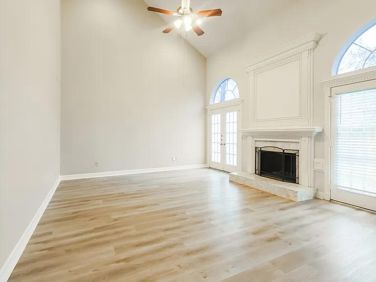 3407 El James Dr — Photo 4