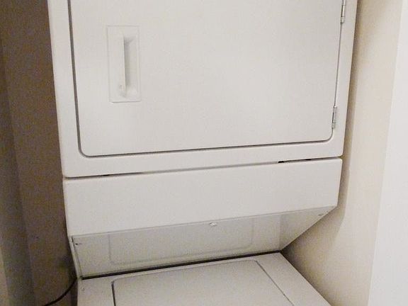 2nd image of 204 Saint Nicholas Ave APT 5