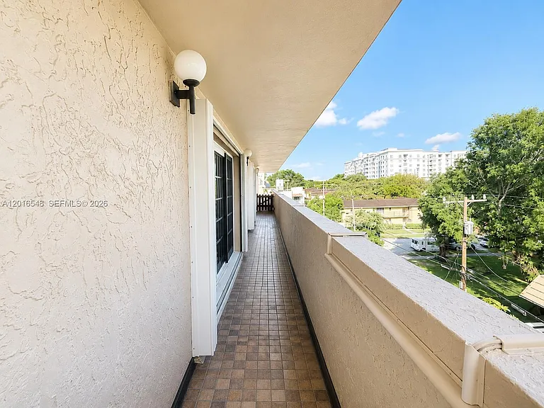 110 Salamanca Ave #PENTHOUSE — Photo 22