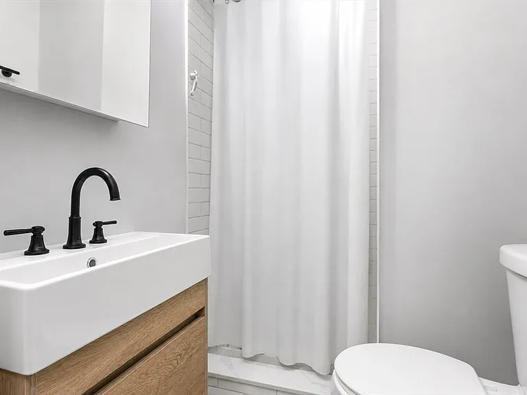 168 Endicott St #1 — Photo 12