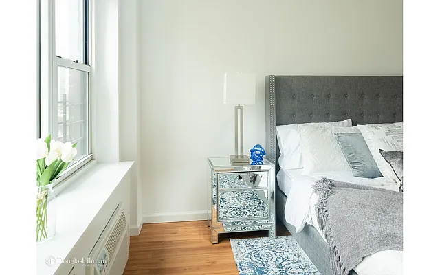 Sold by Douglas Elliman | media 6