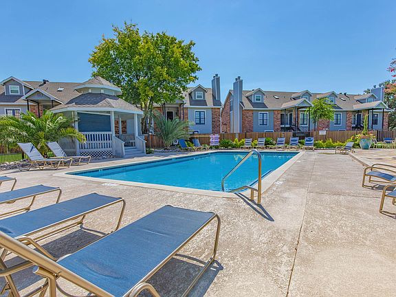 3rd image of 1831 John Arden Dr #17