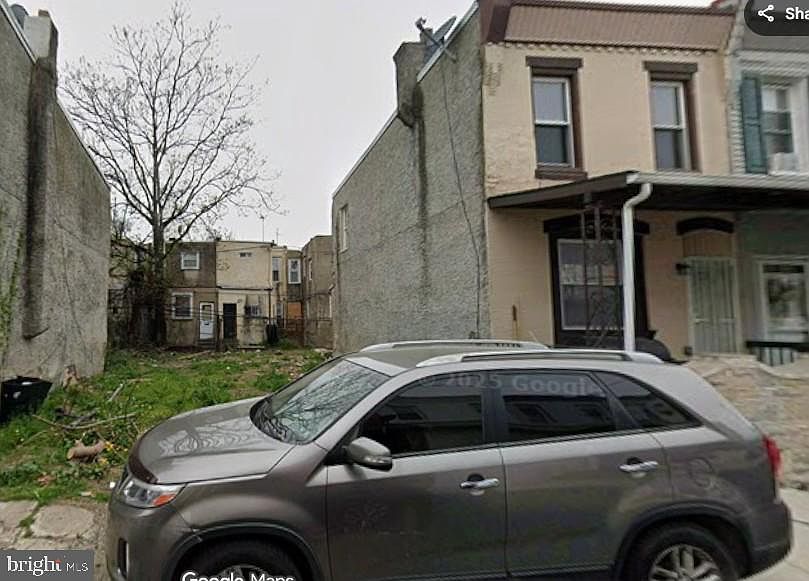 1st image of 3020 N Woodstock St