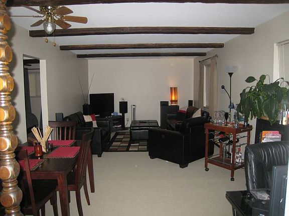 Living Area/Dining Area
