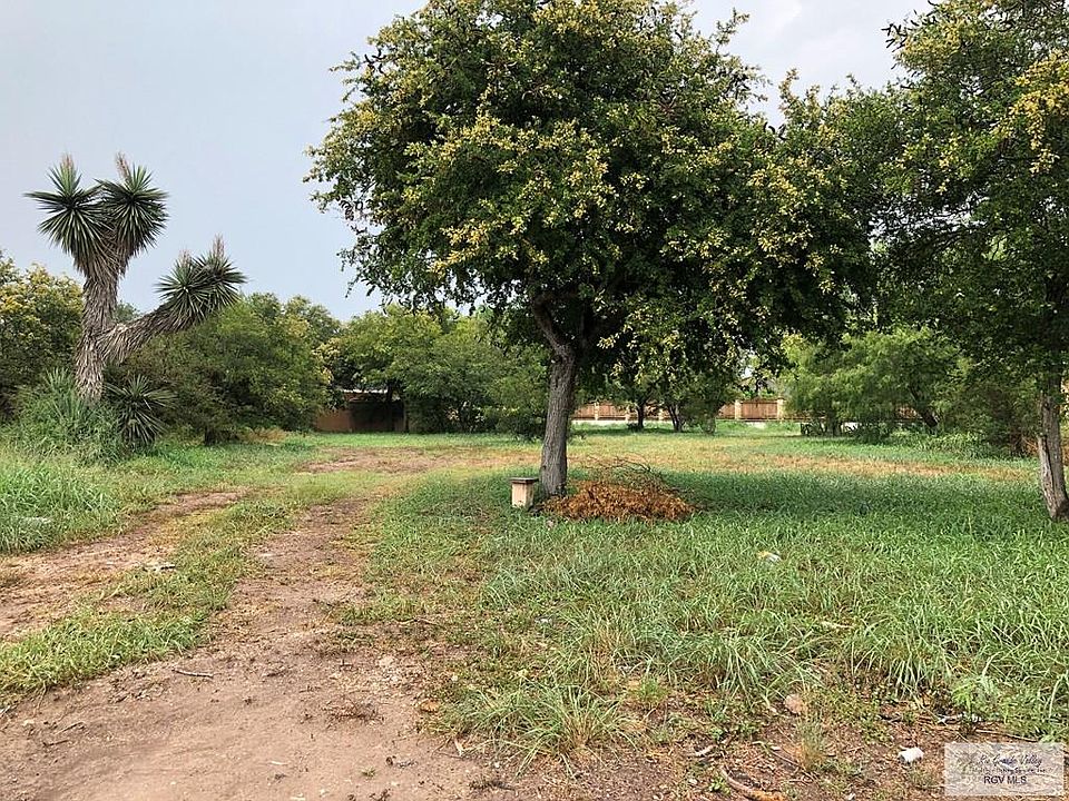 2nd image of 5329 Firefly Pl