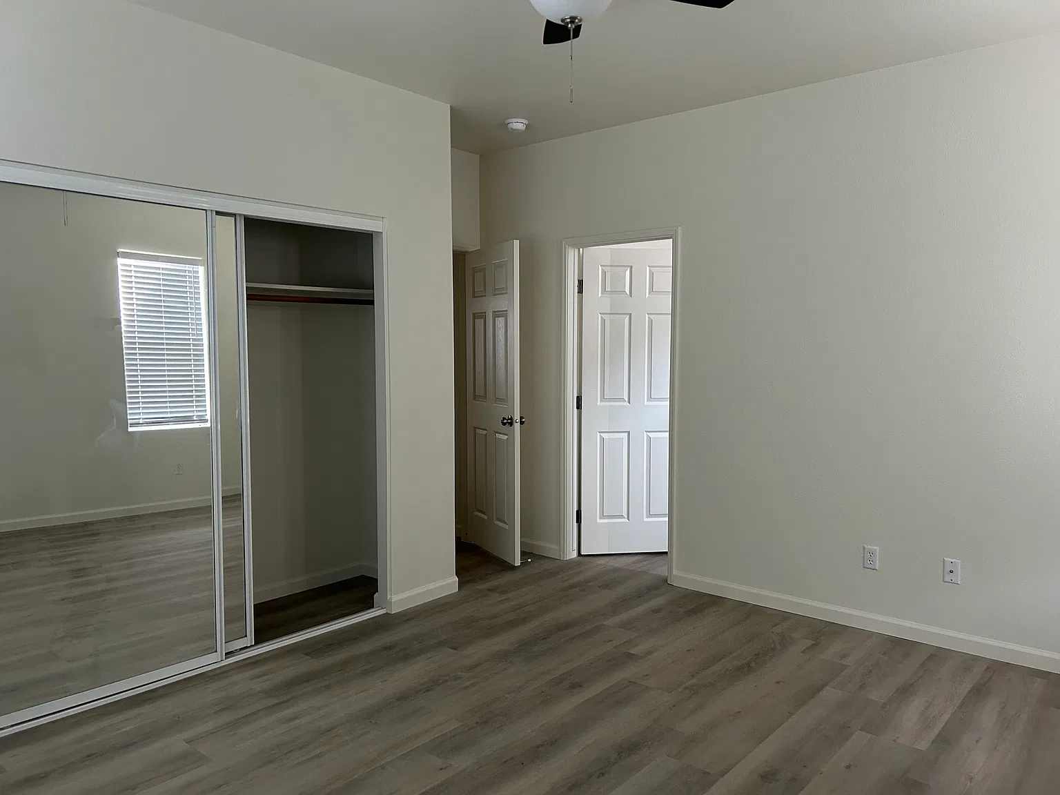 4 bed, 1530 sqft, $2,600 — Photo 3