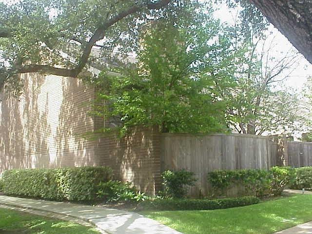 1st image of 2841 Panagard Dr #39