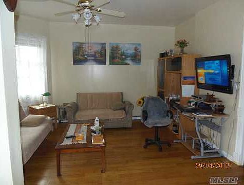 2nd image of 10428 91st Ave