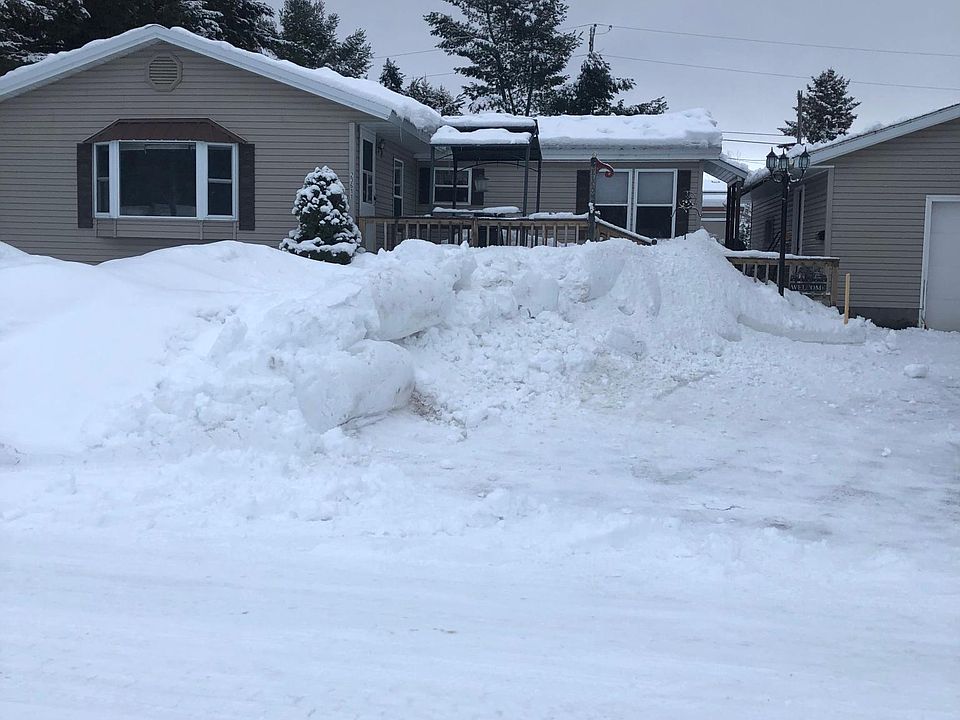 1st image of 23611 Fir Ave