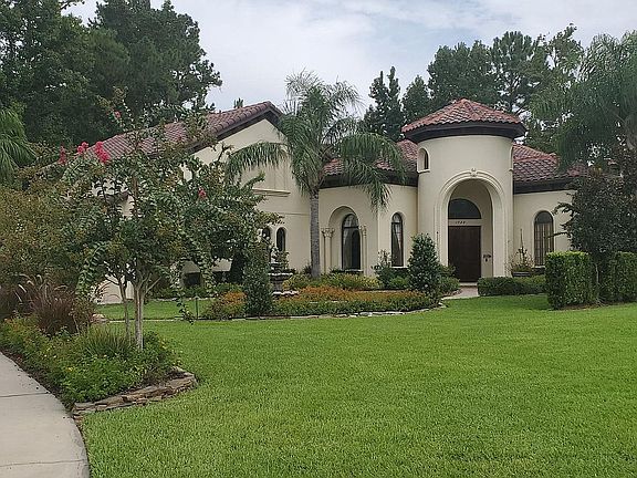3rd image of 1726 Shadyrest Ct