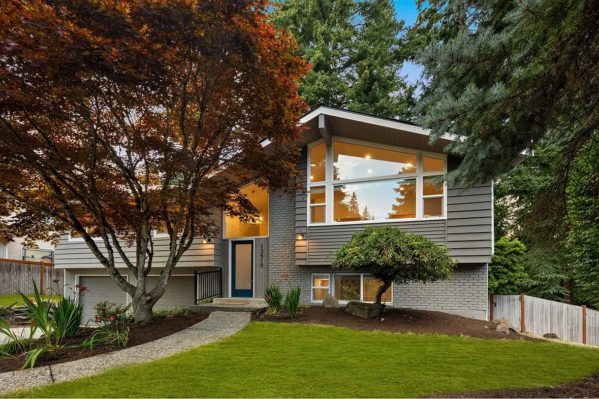 4 bed, 2070 sqft, $4,800 — Photo 1