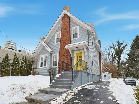 2nd image of 3613 Herschel Ave