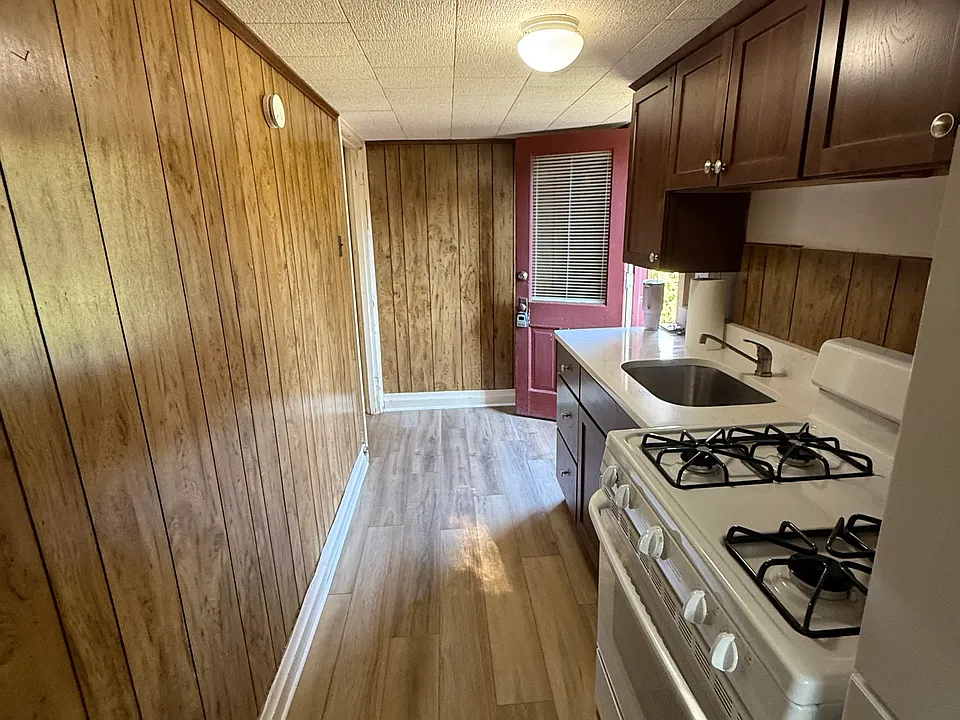3416 Lincoln Hwy E #2