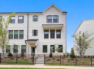 2727 Harrison Dr, Lawrenceville, GA 30044