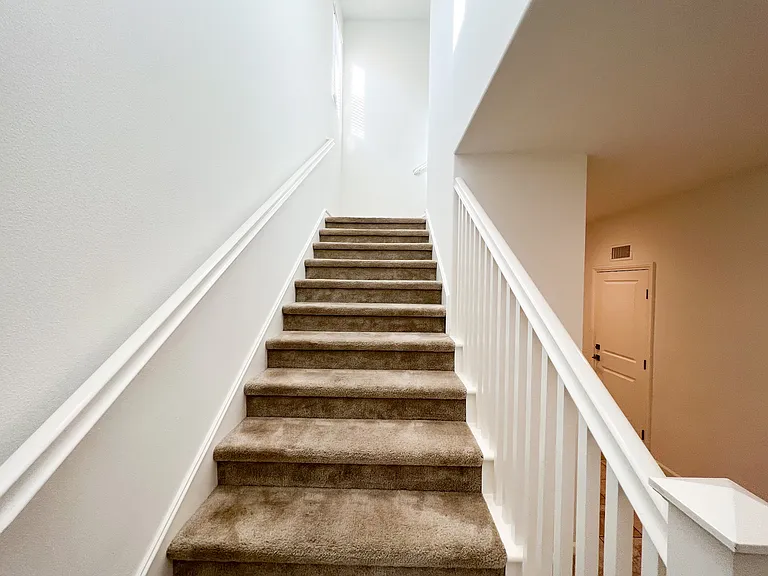 58 Quill — Photo 15