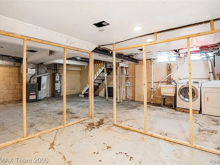 2607 Weithoff Ct — Photo 22