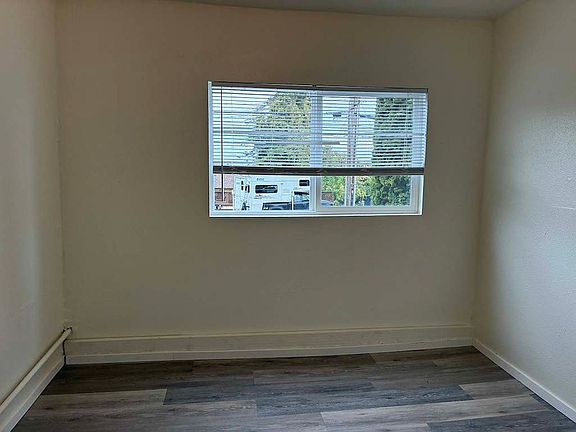 2nd image of 809 High St #101