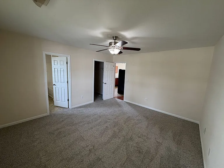 205 Apa Way — Photo 7