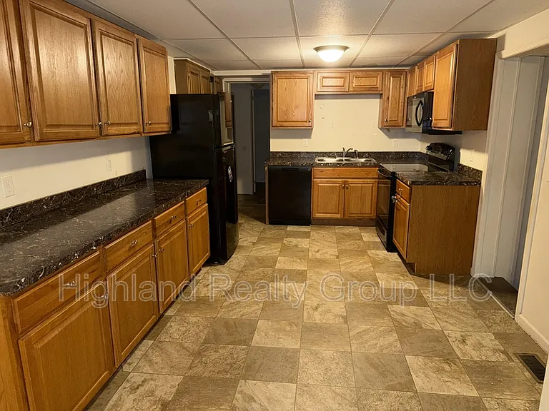 1082 Chambers St #1 — Photo 7